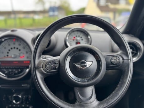 Mini Countryman COOPER 10
