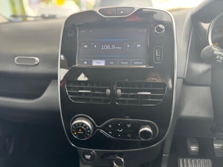 Renault Clio DYNAMIQUE S NAV DCI 25