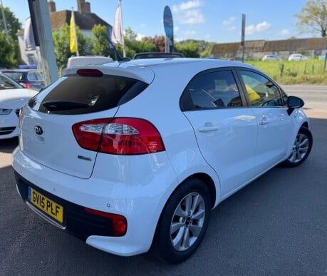 Kia Rio CRDI SR7 ISG 4