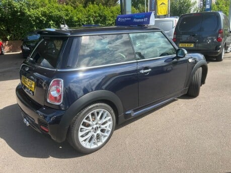 Mini Hatch COOPER SD 12
