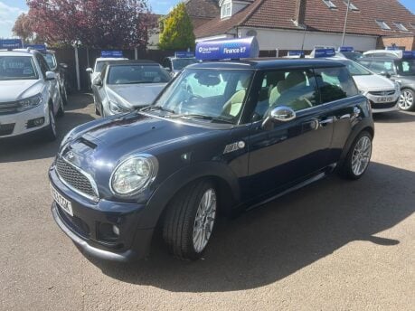 Mini Hatch COOPER SD 5