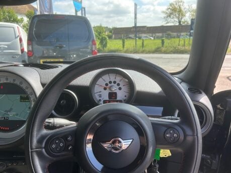 Mini Hatch COOPER SD 15