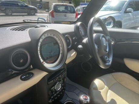 Mini Hatch COOPER SD 26