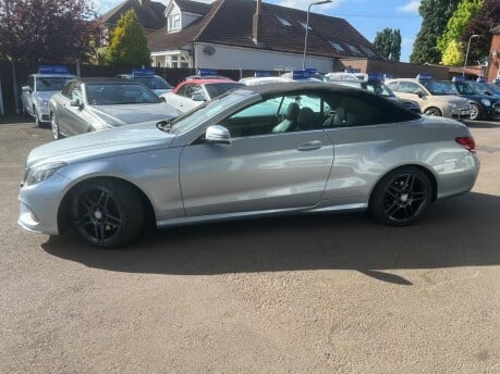 Mercedes-Benz E Class E220 CDI AMG SPORT 4
