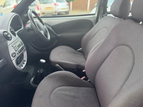 Ford Ka ZETEC CLIMATE CLOTH 28