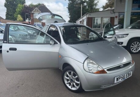Ford Ka ZETEC CLIMATE CLOTH 32