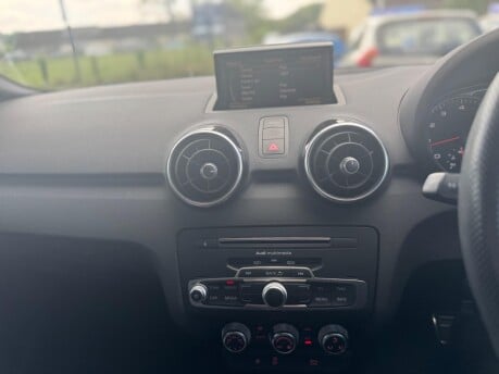 Audi A1 SPORTBACK TFSI S LINE 11