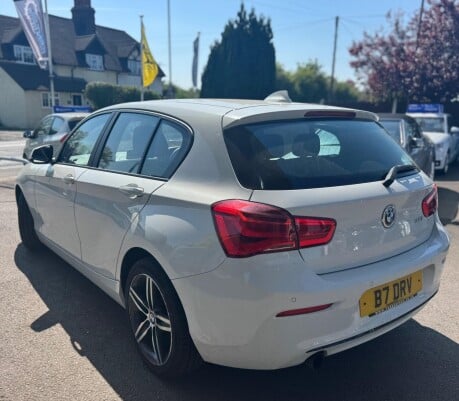BMW 1 Series 118I SPORT 2