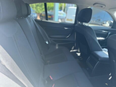 BMW 1 Series 118I SPORT 6