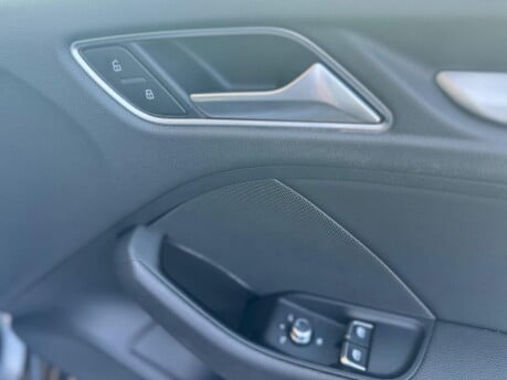 Audi A3 TDI S LINE 19