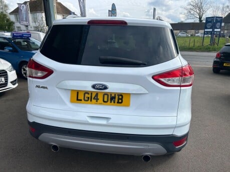 Ford Kuga ZETEC TDCI 8