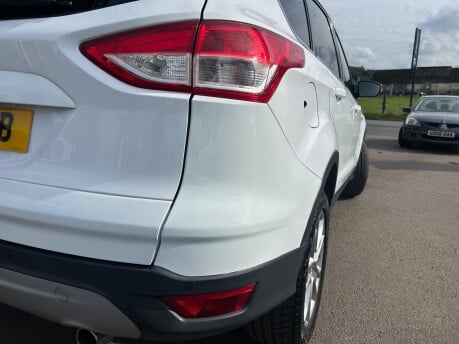 Ford Kuga ZETEC TDCI 16