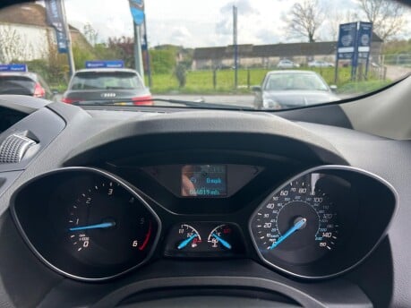 Ford Kuga ZETEC TDCI 23