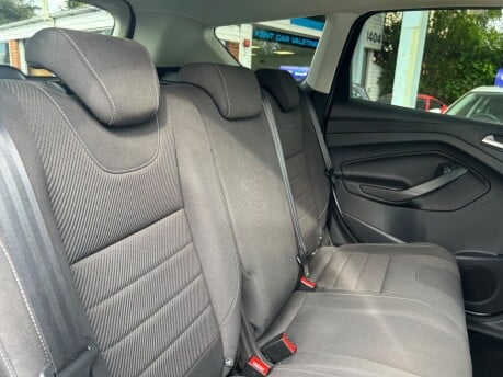 Ford Kuga ZETEC TDCI 31