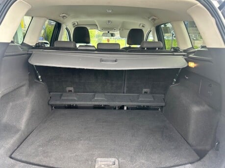 Ford Kuga ZETEC TDCI 36
