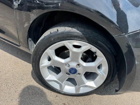Ford Ka ZETEC 14