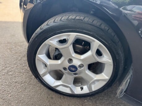 Ford Ka ZETEC 17