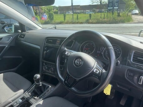 Volkswagen Golf SE NAVIGATION TDI BLUEMOTION TECHNOLOGY 11