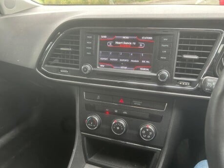 SEAT Leon TDI SE TECHNOLOGY 10