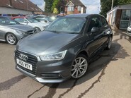 Audi A1 TDI S LINE 1