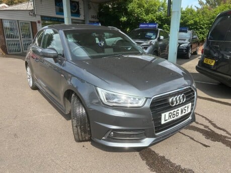 Audi A1 TDI S LINE 2