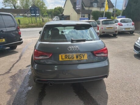 Audi A1 TDI S LINE 4
