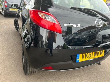 Mazda 2 SPORT 13