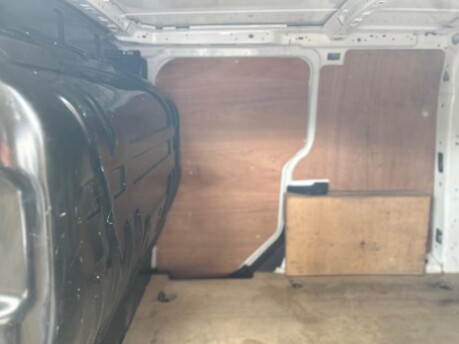 Ford Transit Connect 200 P/V 27