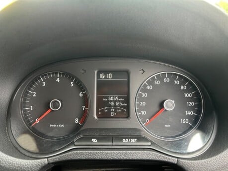 Volkswagen Polo S 23