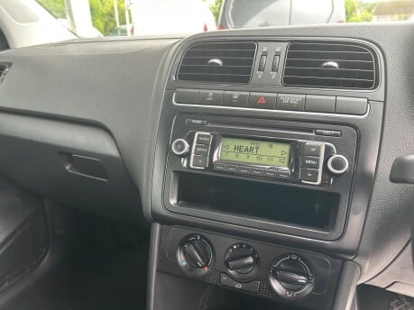 Volkswagen Polo S 27