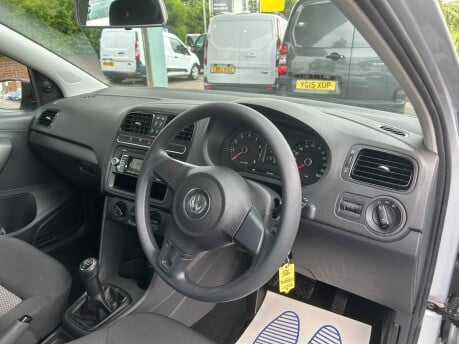 Volkswagen Polo S 29