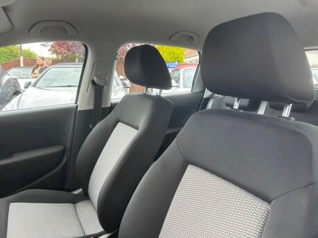 Volkswagen Polo S 33