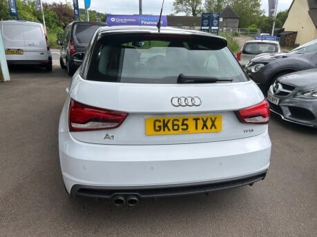 Audi A1 SPORTBACK TFSI S LINE 8