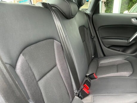 Audi A1 SPORTBACK TFSI S LINE 30