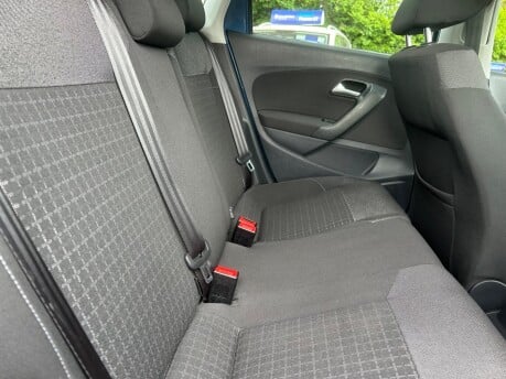Volkswagen Polo SE TSI 27