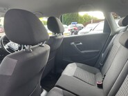 Volkswagen Polo SE TSI 29