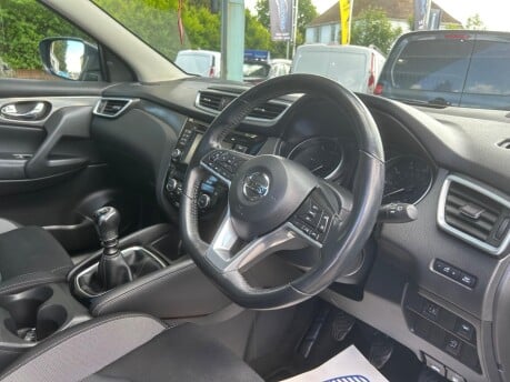 Nissan Qashqai DCI N-CONNECTA 19