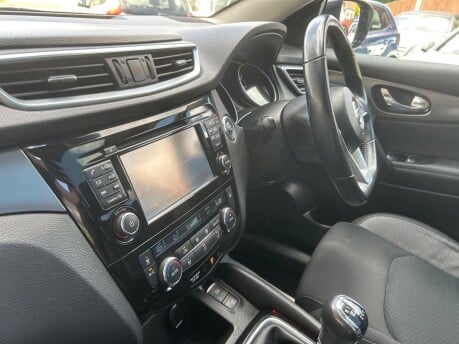 Nissan Qashqai DCI N-CONNECTA 20