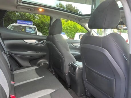 Nissan Qashqai DCI N-CONNECTA 23