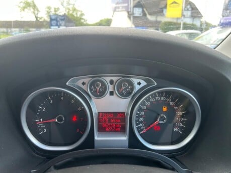 Ford Focus ZETEC 14