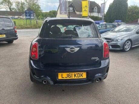 Mini Countryman COOPER SD ALL4 3
