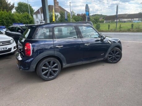 Mini Countryman COOPER SD ALL4 4