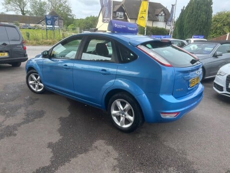 Ford Focus ZETEC 6
