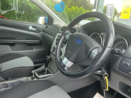 Ford Focus ZETEC 34