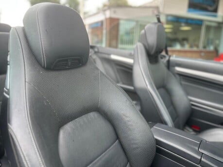 Mercedes-Benz E Class E220 CDI AMG SPORT 19