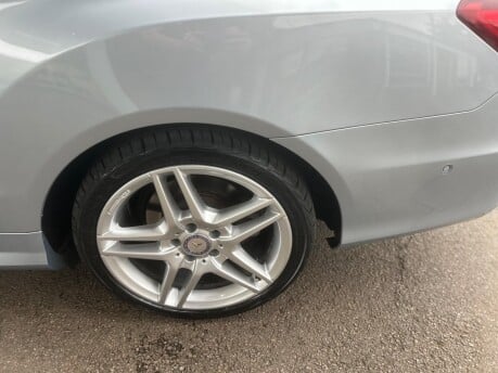 Mercedes-Benz E Class E220 CDI AMG SPORT 20