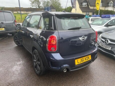 Mini Countryman COOPER SD ALL4 6