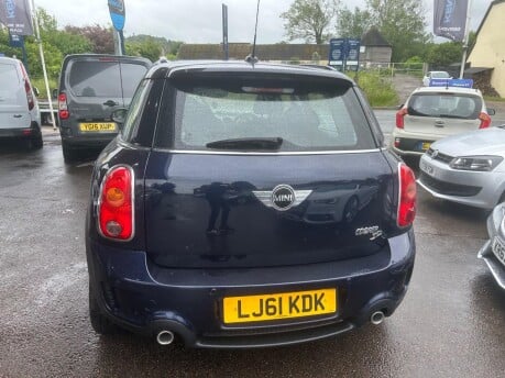 Mini Countryman COOPER SD ALL4 9