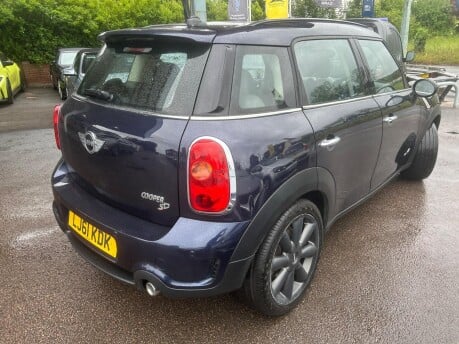 Mini Countryman COOPER SD ALL4 11