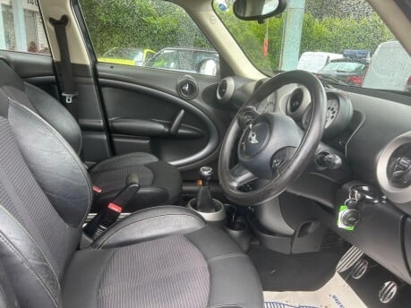 Mini Countryman COOPER SD ALL4 15